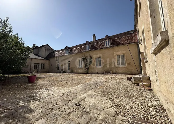 Logis Hostellerie des Clos